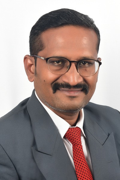 DR. KARTHIKEYAN R